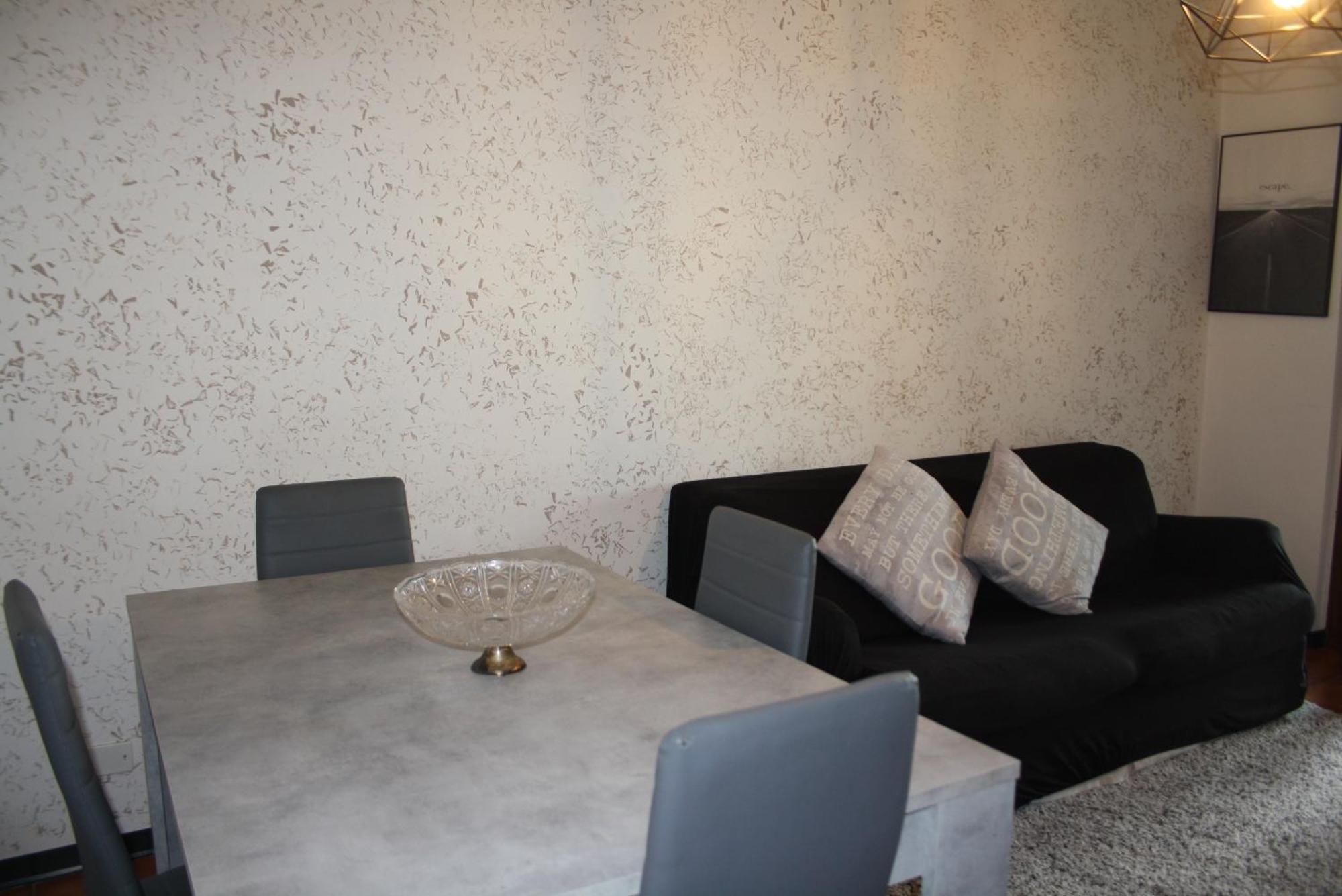 Apartment Apiro 11 Rom
